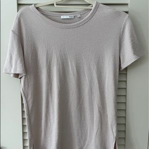 AMAZING QUALITY Aritzia Rose Pink T-Shirt